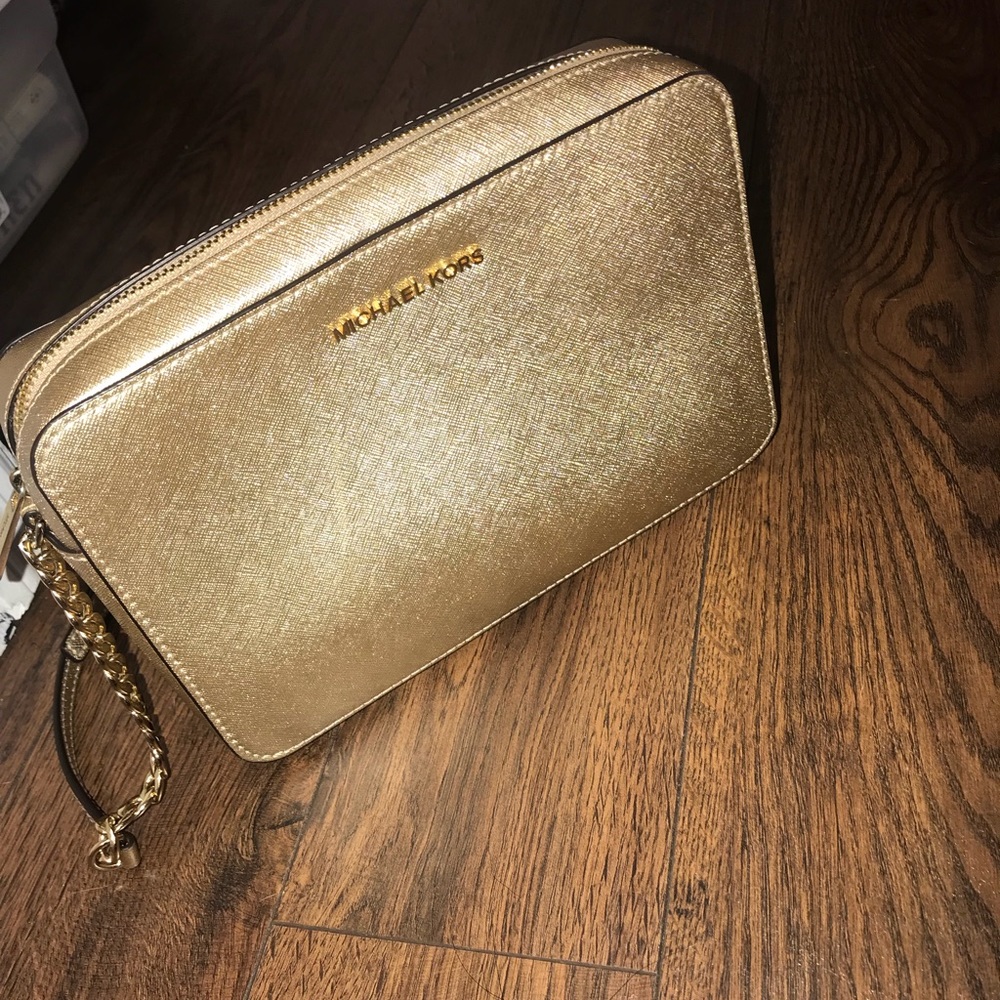 Michael Kors Jet Set Crossbody